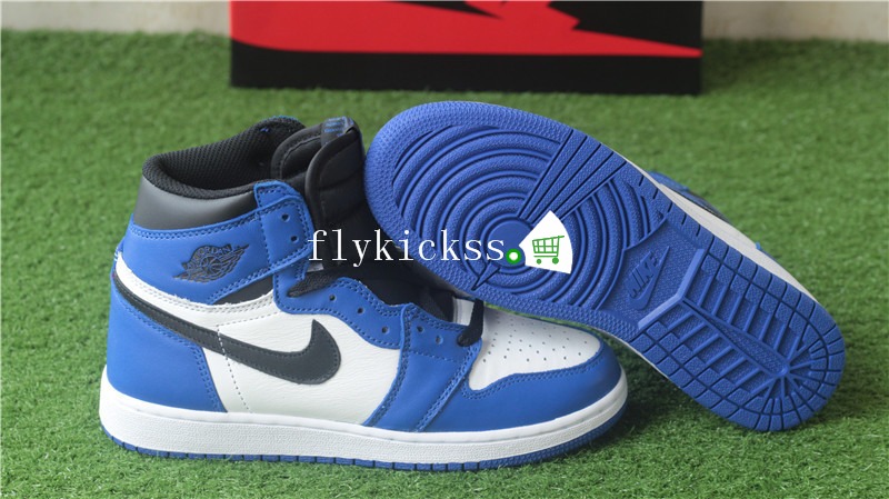 WMNS Air Jordan 1 Retro High OG Game Royal